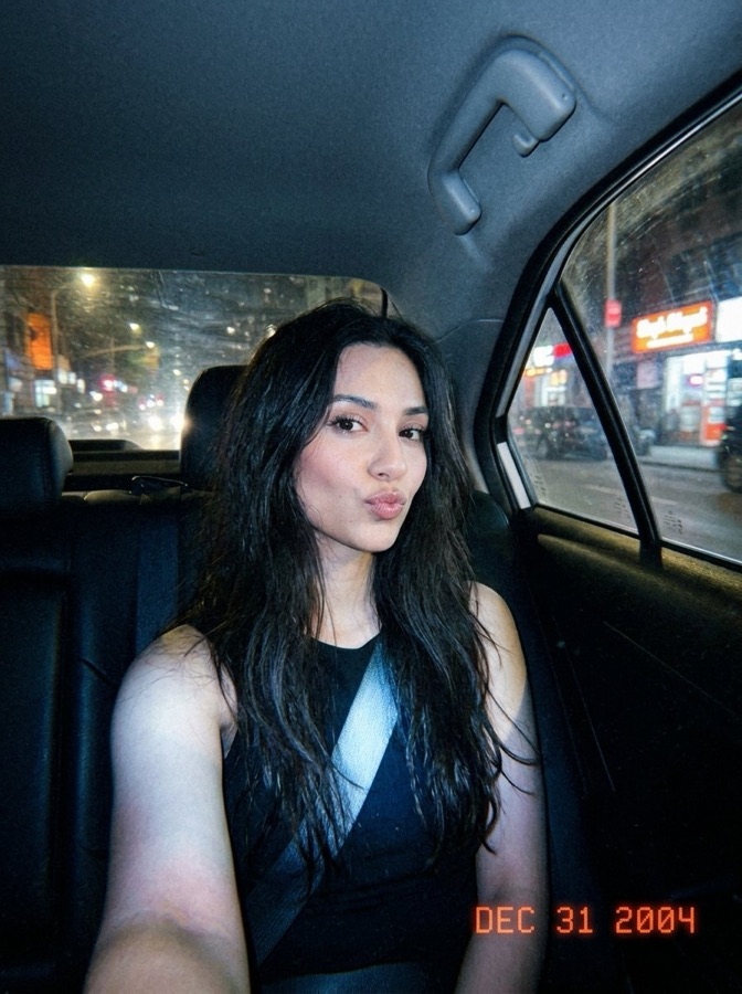 Date Cam: the edit, compared with the original photo